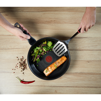 Image de Sauteuse TEFAL Unlimited en aluminium 26cm noir-revêtement intérieur titanium excellence-tous feux dont