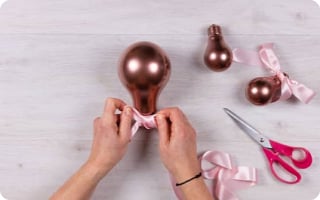 DIY BOULES DE NOËL PERSONNALISÉES