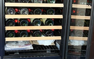 Intérieur d'une cave à vins