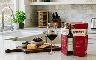 fontaines à vins rouges et cubis