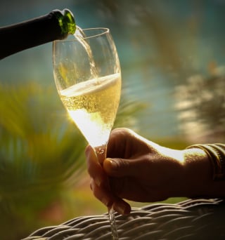 verre de vin blanc pétillant Languedoc