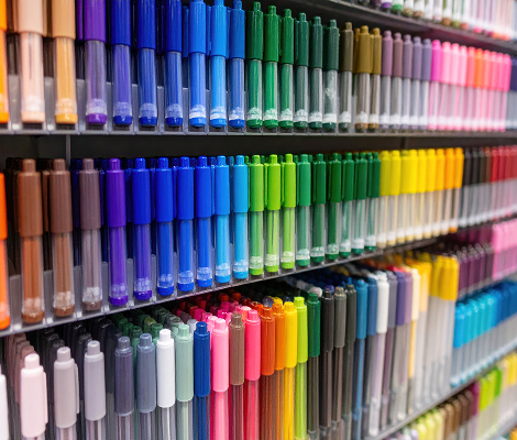 Crayons et stabilos