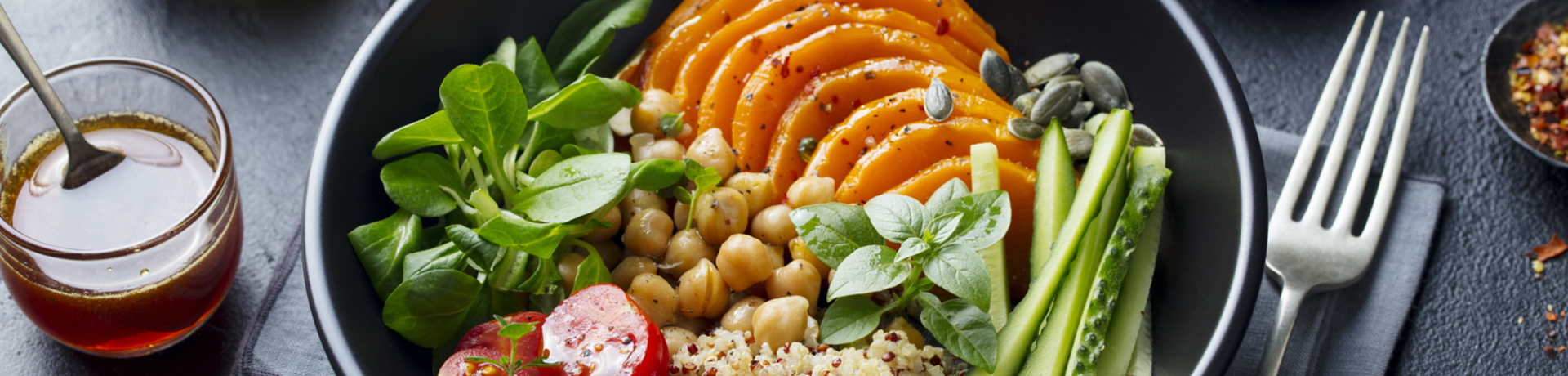 Assiette v&eacute;g&eacute;tarienne &eacute;quilibr&eacute;e