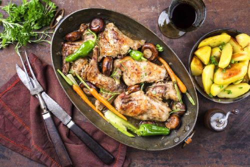 Plat avec du lapin Plat avec du lapin