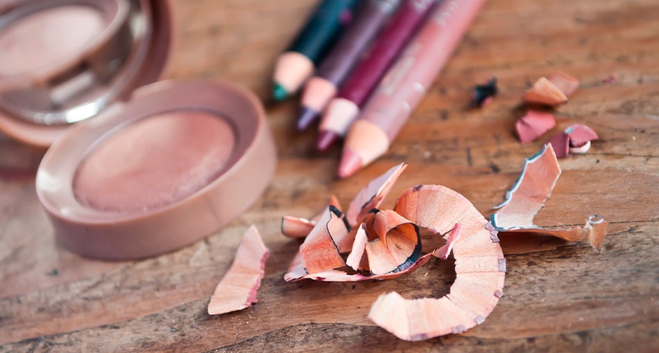 Tailler ses crayons de maquillage