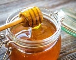 Soin de beaut&eacute; avec du miel