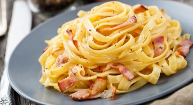 P&acirc;tes carbonara