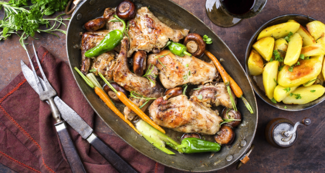Plat avec du lapin